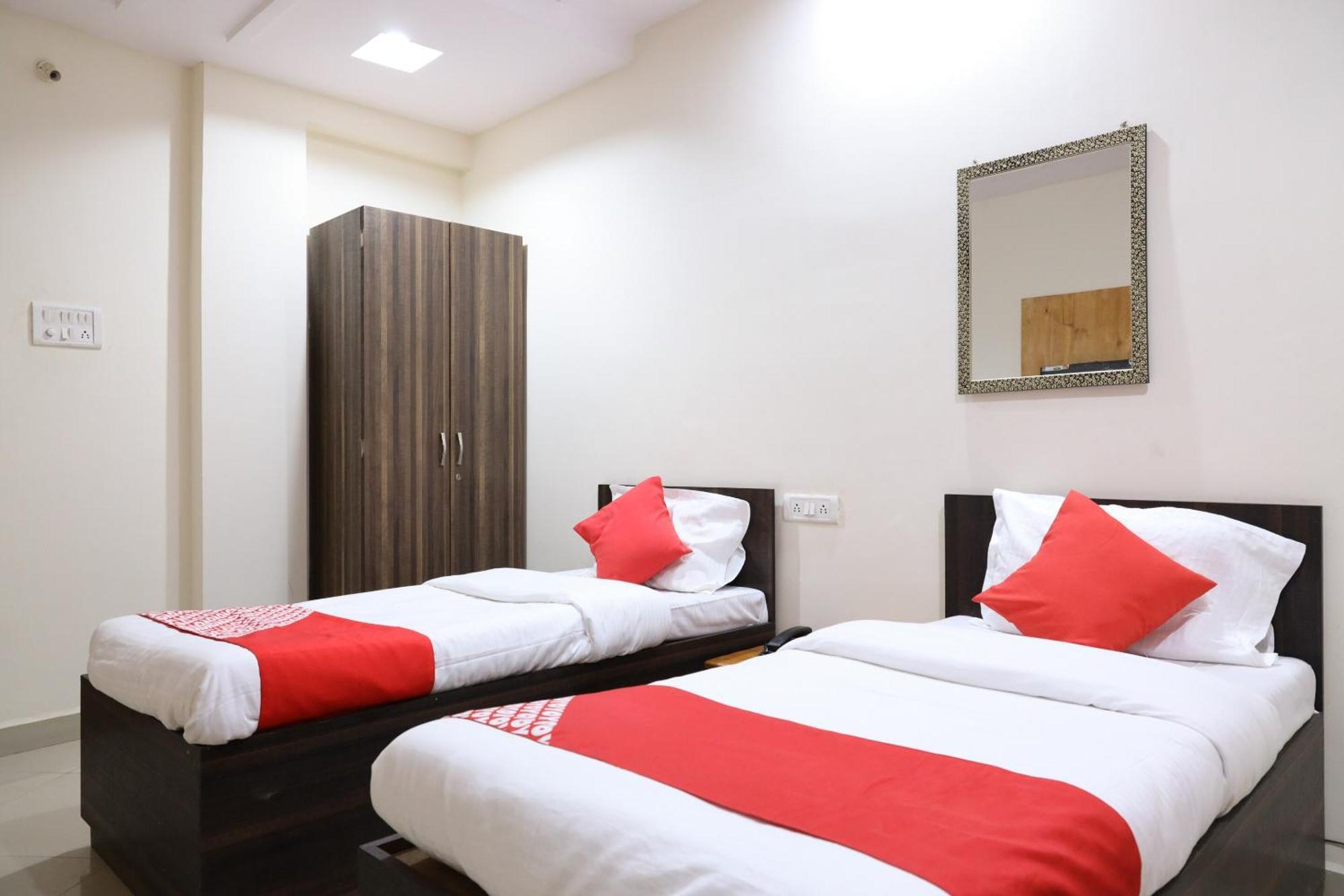 Hotel O Prithvi Inn นาคปุระ ภายนอก รูปภาพ